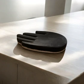 شکلات خوری دست