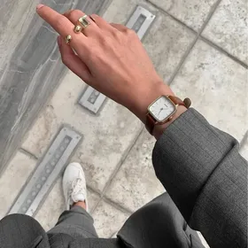 ساعت بندچرم