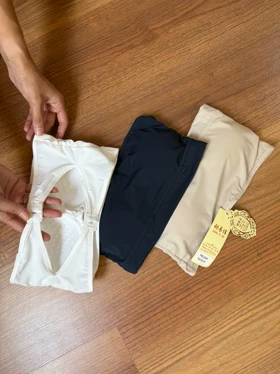 نیم‌تنه دکلته قزندار