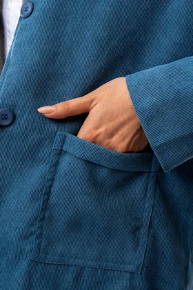 کت مخمل کبریتی برش‌دار زنانه