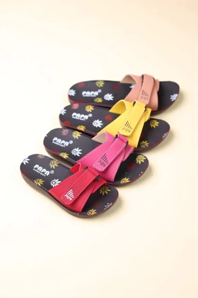 کفش صندل روفرشی بچه گانه حلما