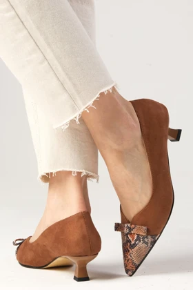 کفش پاشنه‌بلند کلاسیک زنانه میوگوستو mio-gusto