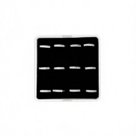 پیرسینگ بینی نقره نگین‌دار