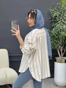 مانتو راه راه دکمه چوبی