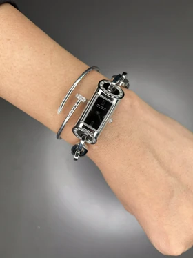 ساعت مچی گوچی بند زنجیری سیلور صفحه مشکی Gucci