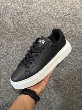 ونس DIOR