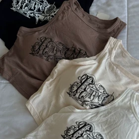 کراپ تاپ هری کاپ‌دار