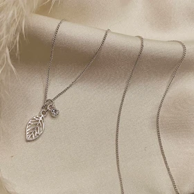 گردنبند استیل زنانه طرح برگ و نگین مدل Leaf - زرمیس (Zarmiss)
