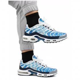 کتانی زنانه نایک تی ان