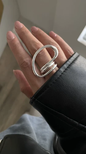 انگشتر مینیمال منحنی امضا