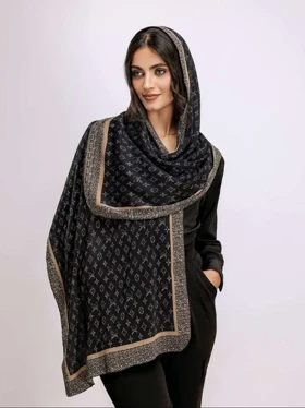 شال نخی پلیسه ریز کد 342 (مشکی)