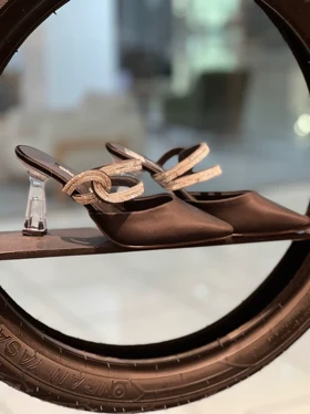 صندل مجلسی نگینی پاشنه شیشه ای