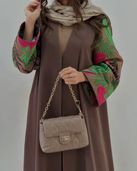مانتو ژاکارد