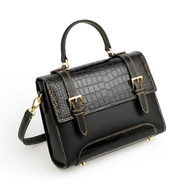 کیف زنانه چرم مدل آیلا