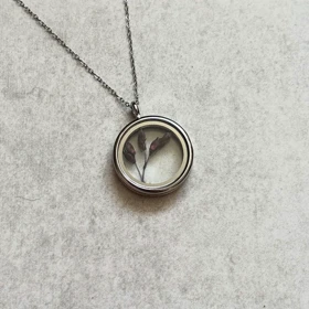 گردنبند لاکت شیشه ایی