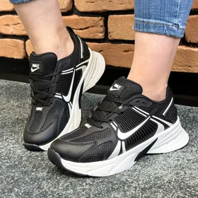 کتانی اسپرت زنانه مدل نایک NIKE رنگ مشکی و سفید کد 41698
