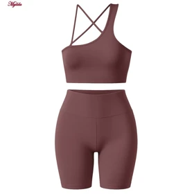 ست نیم‌تنه و شلوارک ورزشی زنانه رنگ کالباسی ماییلدا مدل 5409-7106