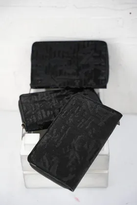 کیف پول زنانه