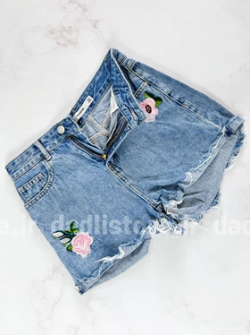 شورتک کوتاه جین گلدوزی پاچه ریش