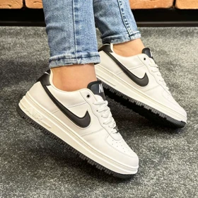 کفش و کتانی مردانه و زنانه رنگ سفید مشکی مدل نایک NIKE AIR FORCE