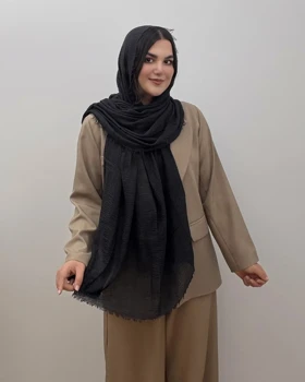 شال مشکی کنفی دور ریش