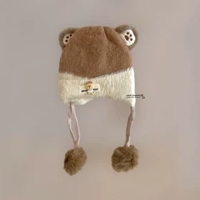 کلاه زمستانه نوزادی بند دار طرح خرس