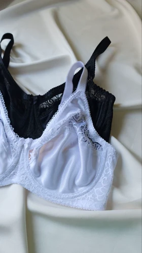 سوتین تک دانتل و پرلون مدل Adonis برند SHANDERMAN کد: 2440