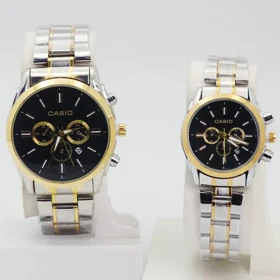 ساعت مچی ست مردانه و زنانه کاسیو Casio سبک 3موتوره و تمام استیل 5594 (بند طلایی نقره ای قاب طلایی صفحه مشکی)