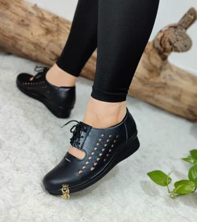 کفش طبی مدل ریشا ساینا
