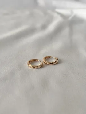 گوشواره حلقه‌ای پیچی