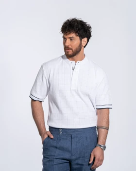 تی‌شرت آستین کوتاه