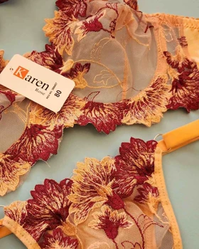 ست شورت و سوتین زنانه تورگاز گل بنفش کارن