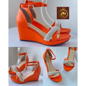 صندل لژدار نگینی زنانه T4