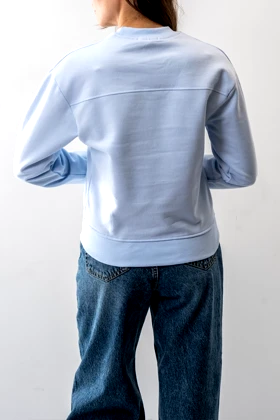 تیشرت آستین بلند دورس سرشانه افتاده زنانه