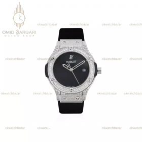 ساعت مچی اوبلو بند رابر صفحه مشکی قاب دور نگین Hublot Classic Fusion