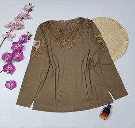 شومیز گیپوردار مدل گلسا کد 50273 (نسکافه ای)