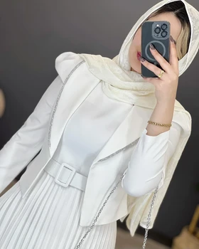 کت و سارافون پلیسه