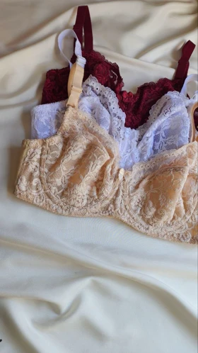 سوتین تک دانتل پرلون فنردار مدل My Rose برند SHANDERMAN کد: 2230