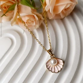 گردنبند صدف صورتی