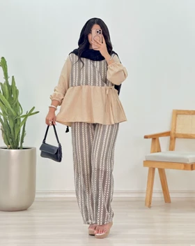 ست مانتو شلوار آندیا(72)کد:5490