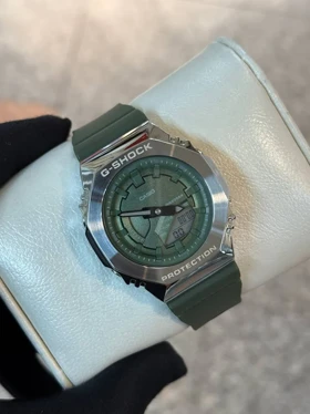ساعت جی شاک زنانه GM-S2100 سبز قاب سیلور