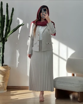 ست سه تیکه پلیسه