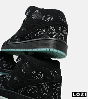 کفش کتانی ساق‌دار Nike Kaws AirJordan 1