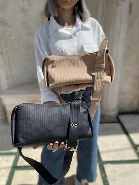 کیف دوشی زنانه گندمی