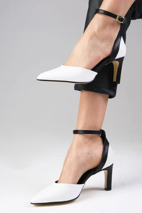 کفش پاشنه‌بلند کلاسیک زنانه میوگوستو mio-gusto