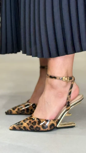 642 - پاشنه فندی 642