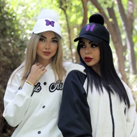کلاه بیسبالی گلدوزی پروانه تک پوم