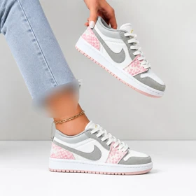 کتانی اسپرت زنانه مدل نایک جردن 1 Nike Jordan رنگ سفید صورتی کد 51464