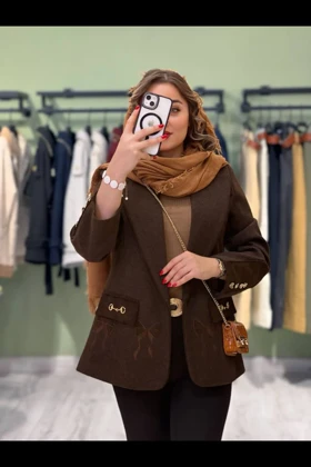 کت یقه انگلیسی گلدوزی شده