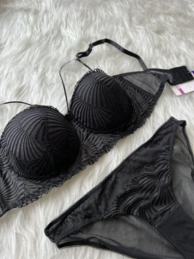 ست شورت و سوتین جکدار فنردار هارنس دار NBB کد :4742